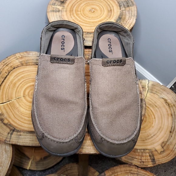 mens crocs loafers